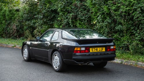 1988 Porsche 944 Turbo till salu (bild 4 av 176)