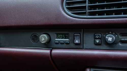 1988 Porsche 944 Turbo till salu (bild 29 av 176)