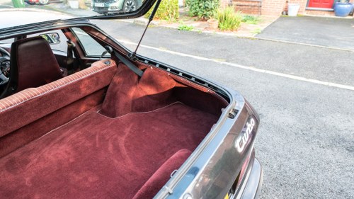 1988 Porsche 944 Turbo till salu (bild 62 av 176)