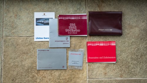 1988 Porsche 944 Turbo till salu (bild 159 av 176)