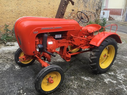 1957 Porsche 111 Junior Tractor For Sale (picture 3 of 37)