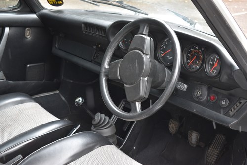 1976 Porsche 911 Targa 2.7 In vendita (immagine 22 di 61)