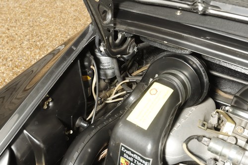 1983 Porsche 911 Carrera cabriolet till salu (bild 193 av 242)