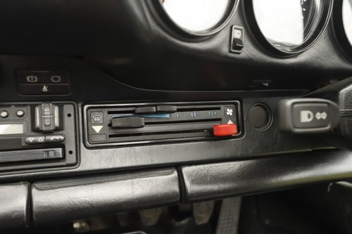 1983 Porsche 911 Carrera cabriolet till salu (bild 81 av 242)