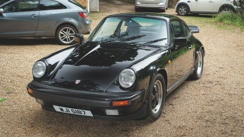 1985 Porsche 911 3.2 Carrera In vendita (immagine 32 di 137)