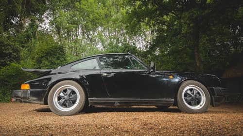 1985 Porsche 911 3.2 Carrera In vendita (immagine 14 di 137)