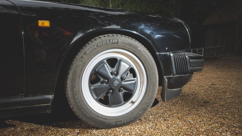 1985 Porsche 911 3.2 Carrera In vendita (immagine 26 di 137)