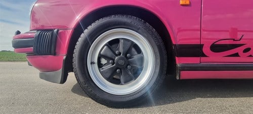 1975 Porsche 911 3.2 Targa For Sale (picture 36 of 102)