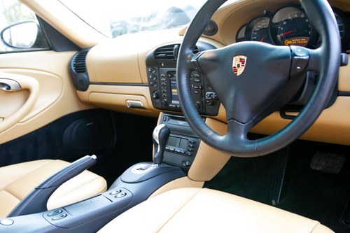 2002 Porsche 911 Carrera 4S (996) Te koop (foto 41 van 96)