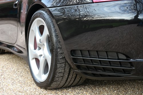 2002 Porsche 911 Carrera 4S (996) Te koop (foto 64 van 96)