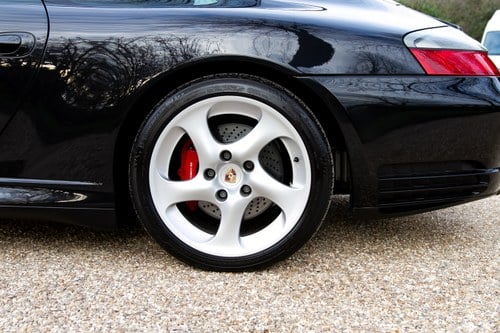 2002 Porsche 911 Carrera 4S (996) Te koop (foto 28 van 96)