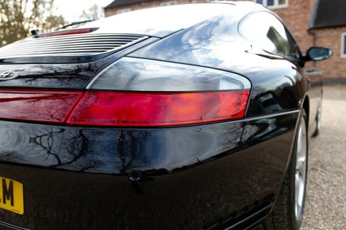 2002 Porsche 911 Carrera 4S (996) Te koop (foto 78 van 96)