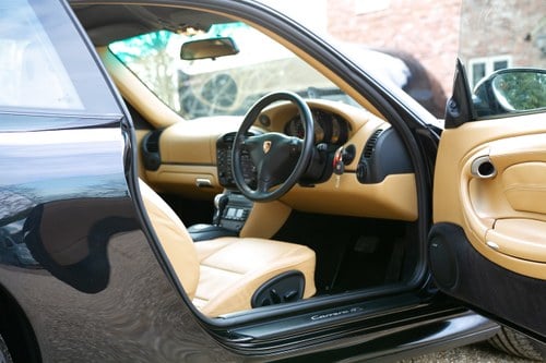 2002 Porsche 911 Carrera 4S (996) Te koop (foto 35 van 96)