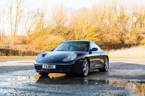 2000 Porsche 911 Carrera 4 (996) In vendita (immagine 1 di 96)