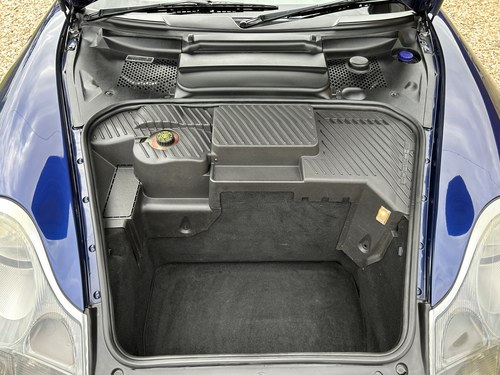 2001 Porsche 911 (996) Carrera 4 Coupe Tiptronic zum Verkauf (Bild 103 von 317)