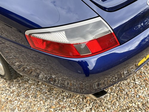 2001 Porsche 911 (996) Carrera 4 Coupe Tiptronic zum Verkauf (Bild 237 von 317)