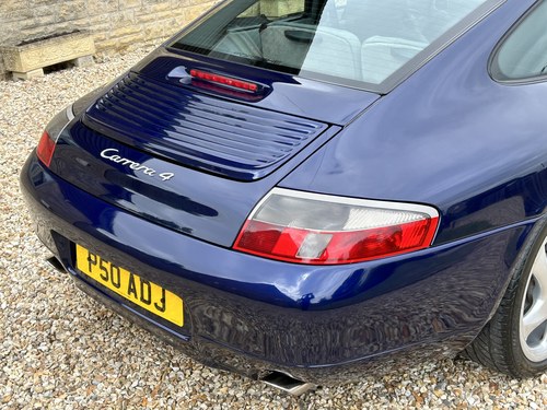 2001 Porsche 911 (996) Carrera 4 Coupe Tiptronic zum Verkauf (Bild 234 von 317)