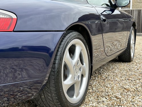 2001 Porsche 911 (996) Carrera 4 Coupe Tiptronic zum Verkauf (Bild 203 von 317)