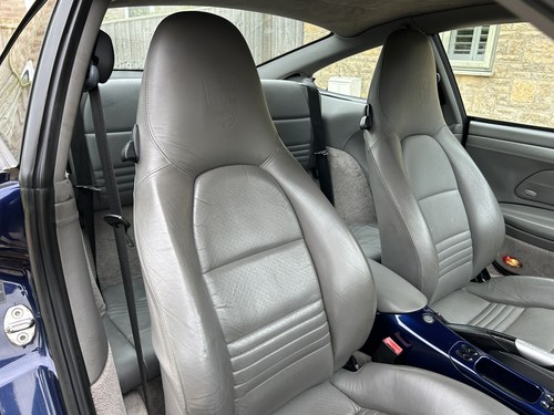 2001 Porsche 911 (996) Carrera 4 Coupe Tiptronic zum Verkauf (Bild 60 von 317)