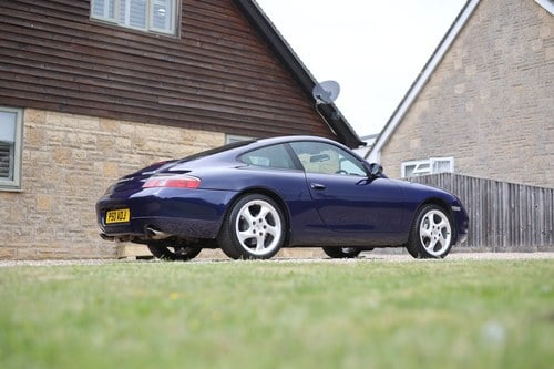 2001 Porsche 911 (996) Carrera 4 Coupe Tiptronic zum Verkauf (Bild 9 von 317)