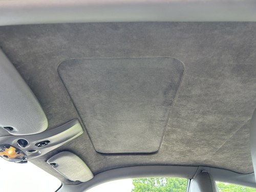 2001 Porsche 911 (996) Carrera 4 Coupe Tiptronic zum Verkauf (Bild 76 von 317)