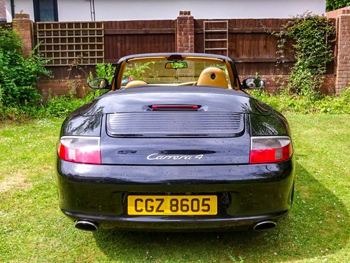 2003 Porsche 996 Carrera 4 Tiptronic à vendre (picture 4 of 151)