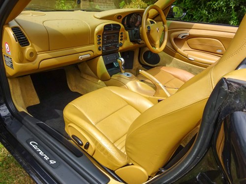 2003 Porsche 996 Carrera 4 Tiptronic à vendre (picture 43 of 151)