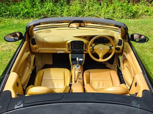 2003 Porsche 996 Carrera 4 Tiptronic à vendre (picture 31 of 151)