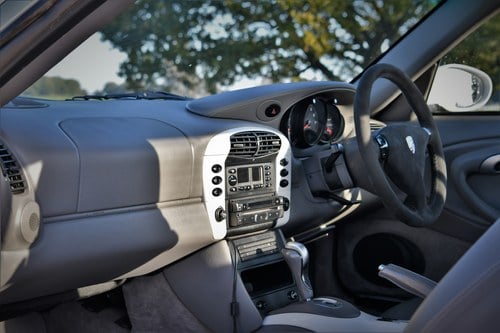 2001 Porsche 911 Carrera 4 (996) GT3RS Replica à vendre (picture 28 of 100)