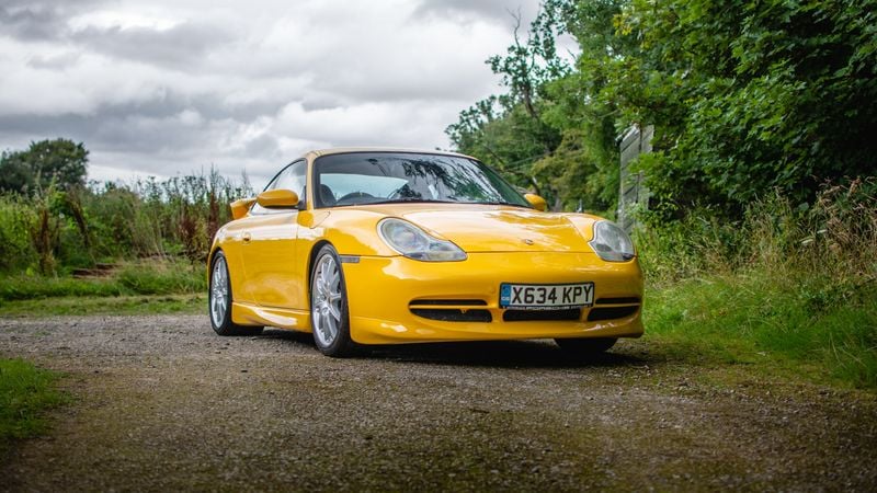 2000 Porsche 911 996 Speed Yellow For Sale (picture 1 of 197)