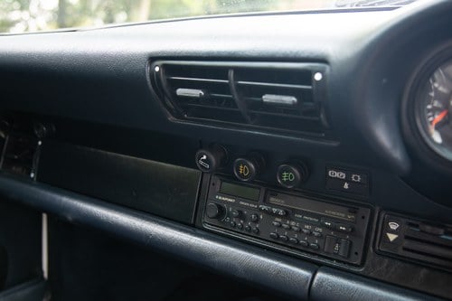 1988 Porsche Carrera Sport Coupé For Sale (picture 21 of 165)