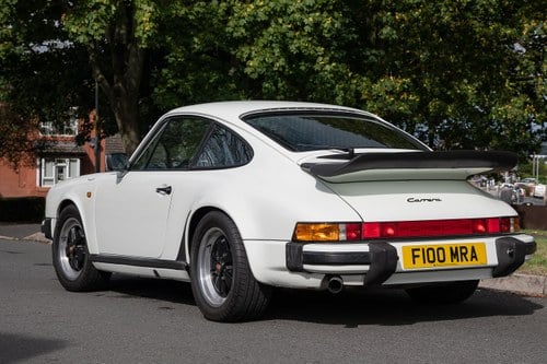 1988 Porsche Carrera Sport Coupé For Sale (picture 11 of 165)