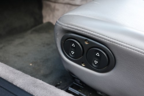 1994 Porsche 911 Carrera 2 (993) zum Verkauf (Bild 52 von 185)