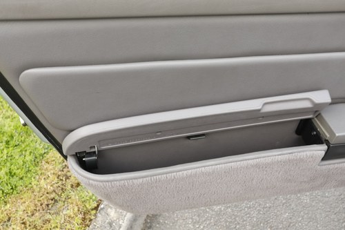 1994 Porsche 911 Carrera 2 (993) zum Verkauf (Bild 47 von 185)