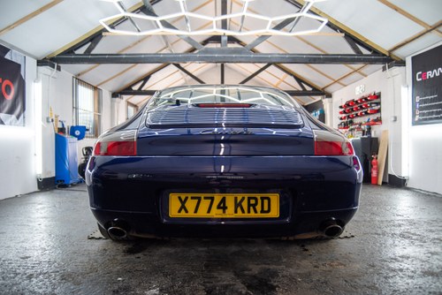 2001 Porsche 911 Carrera 2 (996) In vendita (immagine 34 di 186)