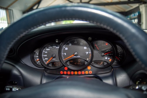 2001 Porsche 911 Carrera 2 (996) In vendita (immagine 85 di 186)