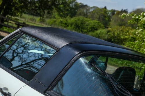 1992 Porsche 911 Carrera 2 Targa (964) In vendita (immagine 40 di 52)