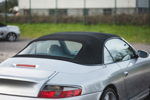 1999 Porsche 911 Carrera Convertible (996) zum Verkauf (Bild 80 von 141)