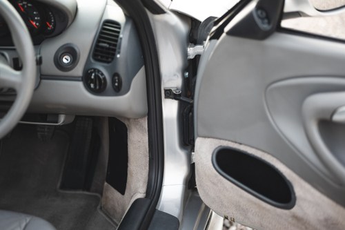 1999 Porsche 911 Carrera Convertible (996) zum Verkauf (Bild 63 von 141)