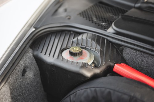 1999 Porsche 911 Carrera Convertible (996) zum Verkauf (Bild 76 von 141)