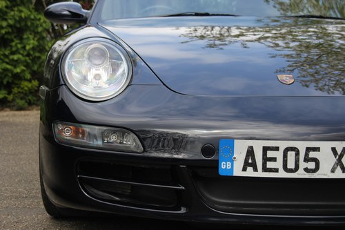 2005 Porsche 911 C2 (997) zum Verkauf (Bild 102 von 170)
