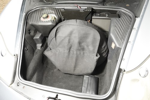 2002 Porsche 911 Carrera Cabriolet (996) For Sale (picture 180 of 253)