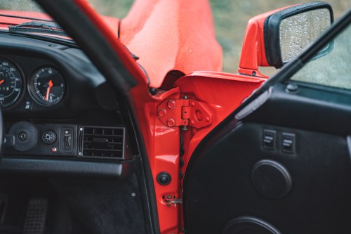 1988 Porsche 911 Carrera 3.2 Sport Targa (930) zum Verkauf (Bild 50 von 162)