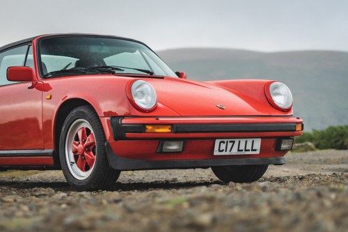1988 Porsche 911 Carrera 3.2 Sport Targa (930) zum Verkauf (Bild 110 von 162)