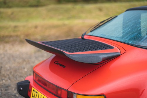 1988 Porsche 911 Carrera 3.2 Sport Targa (930) zum Verkauf (Bild 123 von 162)
