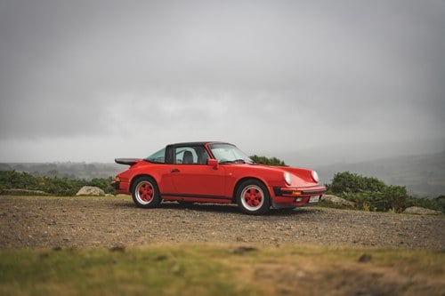 1988 Porsche 911 Carrera 3.2 Sport Targa (930) zum Verkauf (Bild 17 von 162)