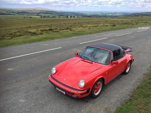 1988 Porsche 911 Carrera 3.2 Sport Targa (930) zum Verkauf (Bild 33 von 162)