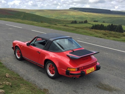 1988 Porsche 911 Carrera 3.2 Sport Targa (930) zum Verkauf (Bild 20 von 162)
