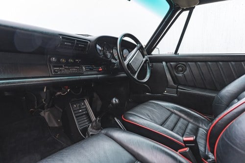 1988 Porsche 911 Carrera 3.2 Sport Targa (930) zum Verkauf (Bild 59 von 162)