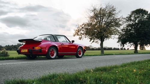 1988 Porsche 911 Carrera 3.2 Sport Targa (930) zum Verkauf (Bild 3 von 162)